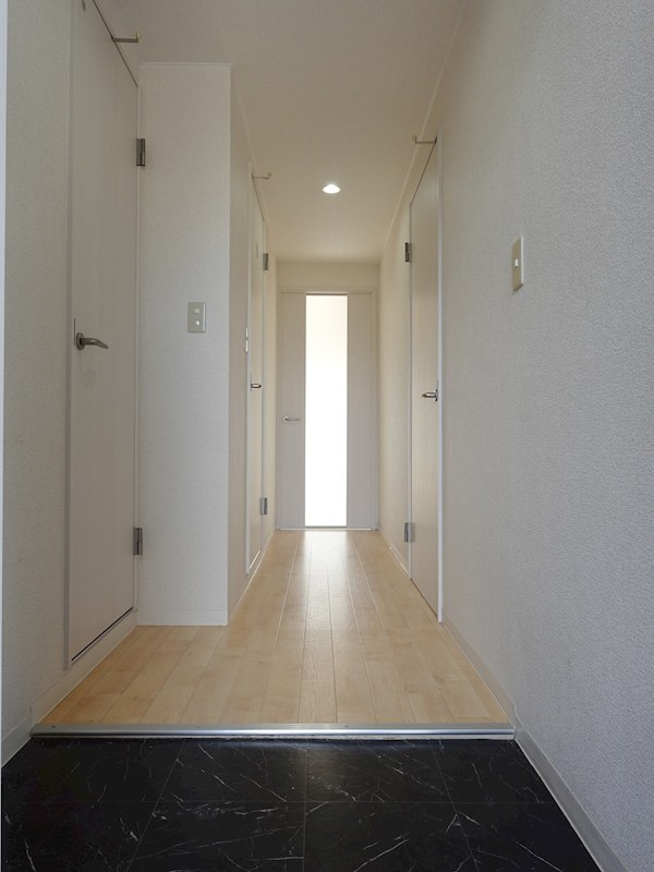 ハイライズ仙水 玄関