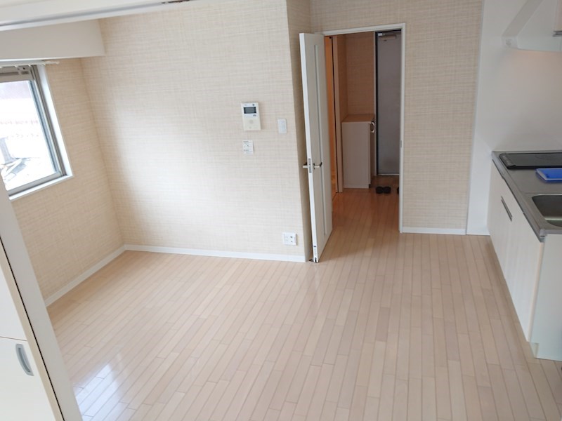 シティーコート北瓦町Ⅱ リビング