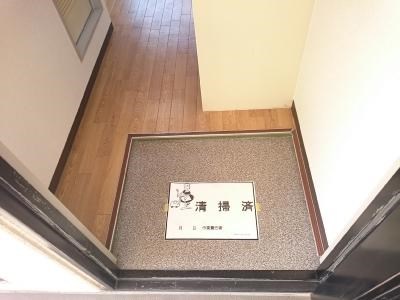 マナベハイツ 玄関