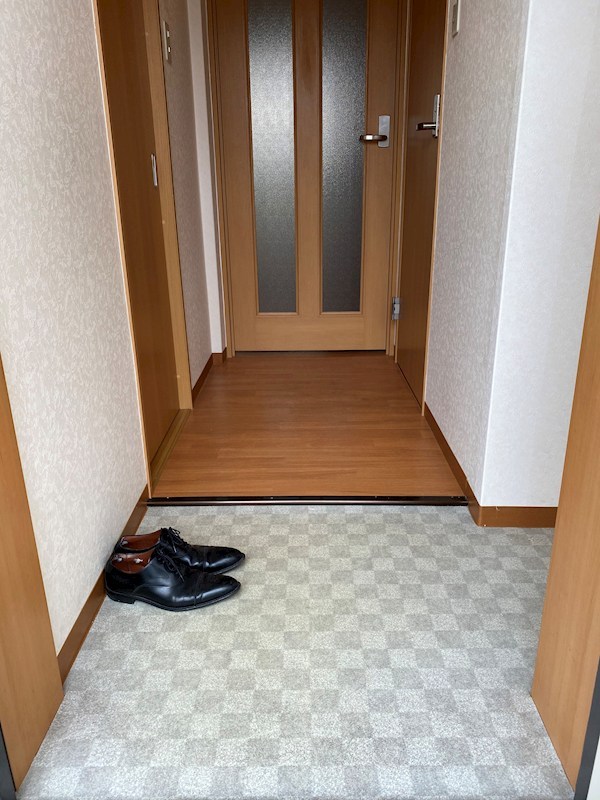 セレナ長池 玄関