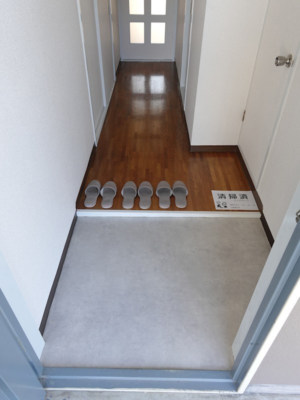 コートドミール 玄関