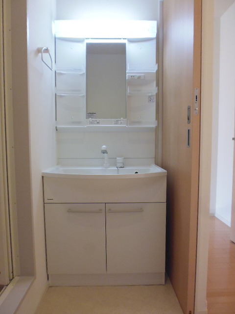 カーサ・ビアンカ 玄関