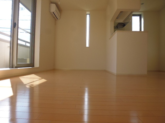 カーサ・ビアンカ リビング