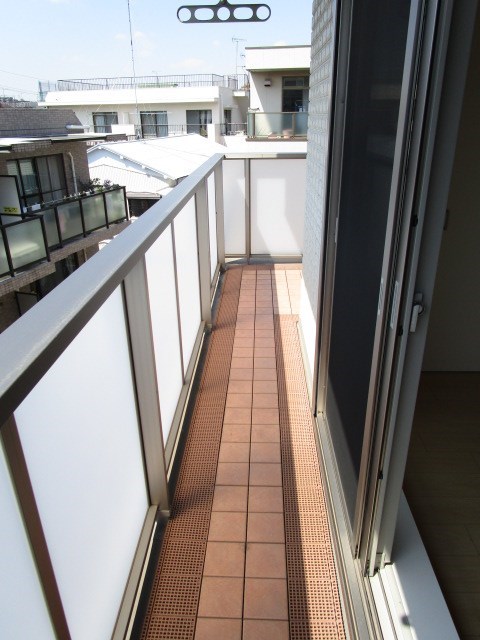 フェリオ鶴見 ベランダ