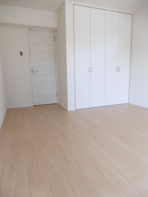 ベッドルーム