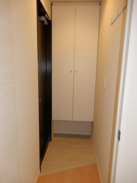 大師ヒルズ参番館 玄関