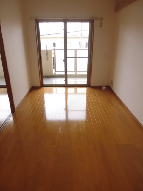 ベッドルーム