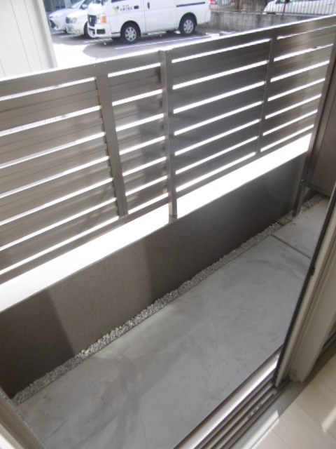 エスコート上末吉 ベランダ