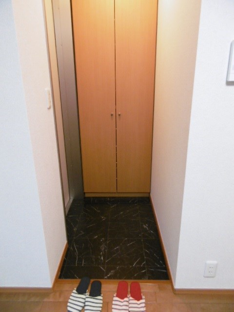 ラフィネ 玄関