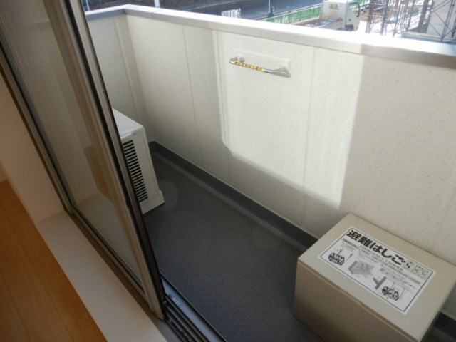 ウィステリア ベランダ