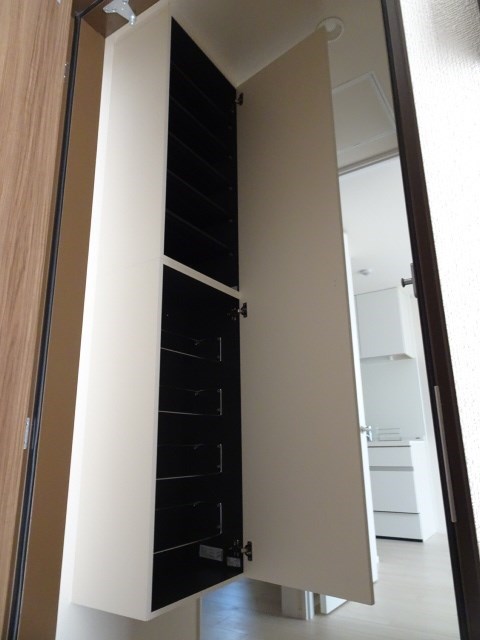 メゾン・クレール 玄関