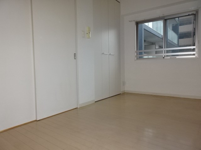 ベッドルーム