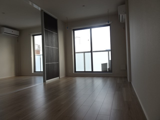 カーサ　シルエラ リビング