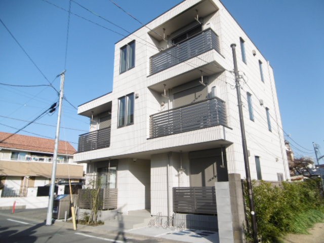 ヘーベルメゾン 201号室 外観