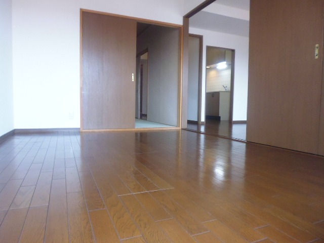 ベッドルーム