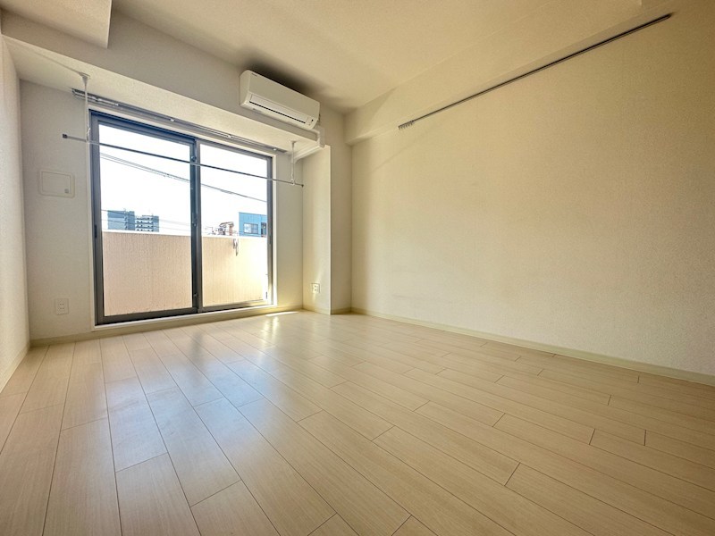 ローレルSAIWAI リビング