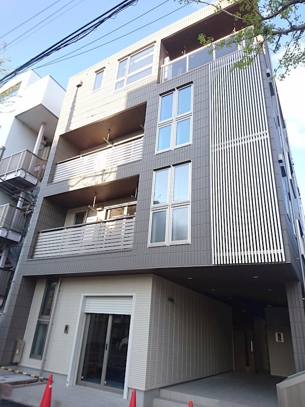 ルピナス クオーレ 302号室 外観