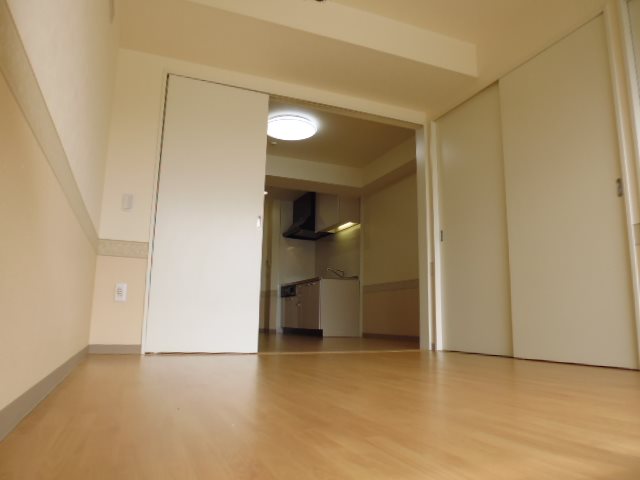 ベッドルーム