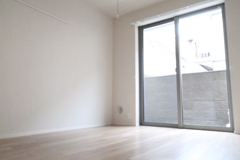 クエストコート リビング