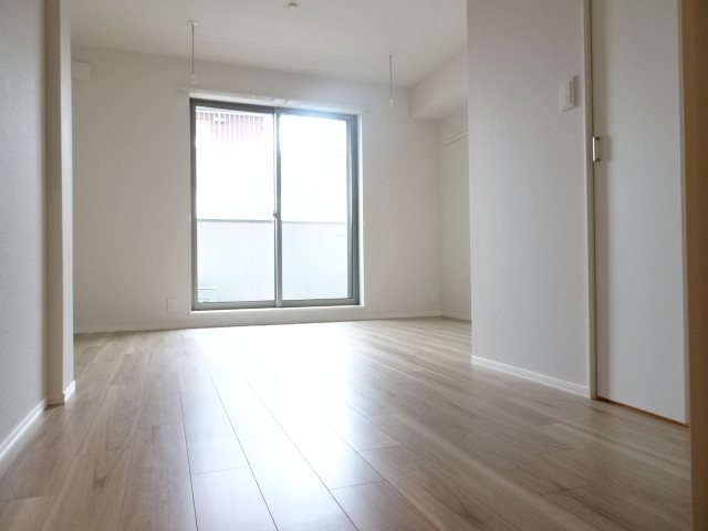 クエストコート リビング