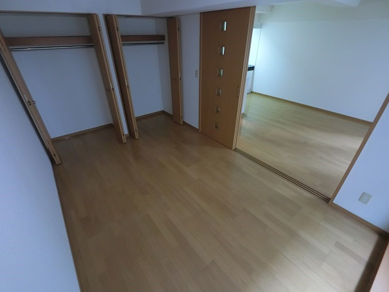 ベッドルーム