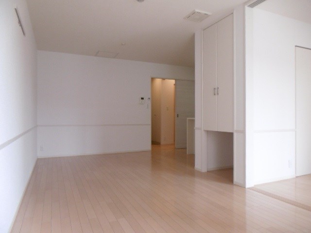 アベニュー大島 リビング