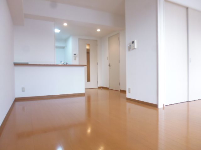 ベイヒルズ下末吉 リビング