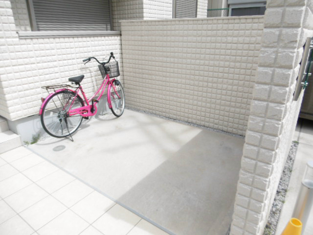 レセーナ その他外観1