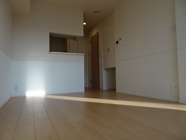 リヴィエール横浜  リビング