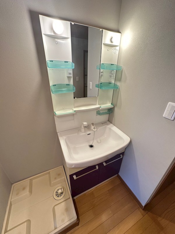 マーヴェル下北 玄関