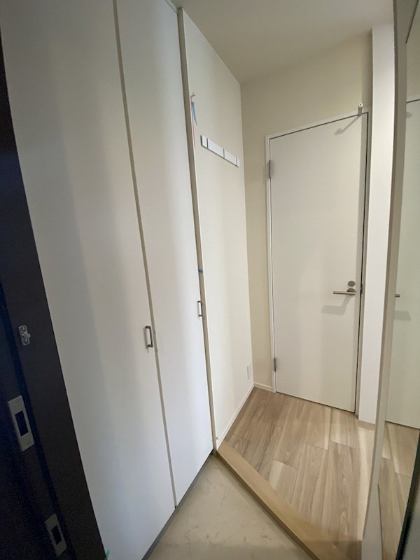 Espoir紺屋町 玄関