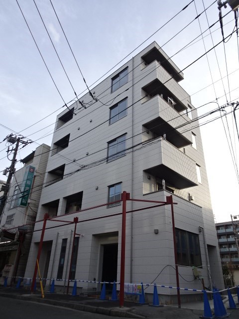 GLANZ HAUS 302号室 外観