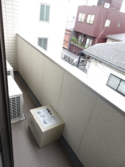 クエストコート ベランダ