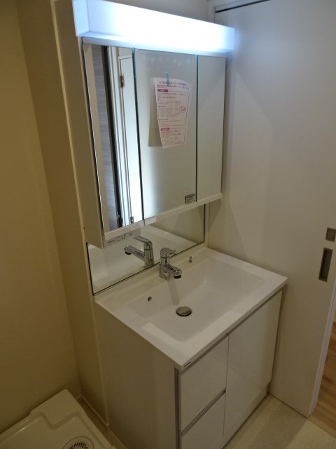 ドエル新川崎 玄関