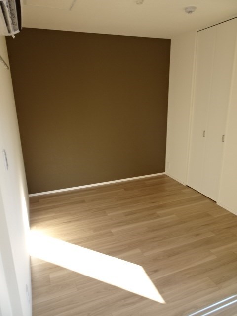 ドエル新川崎 ベッドルーム