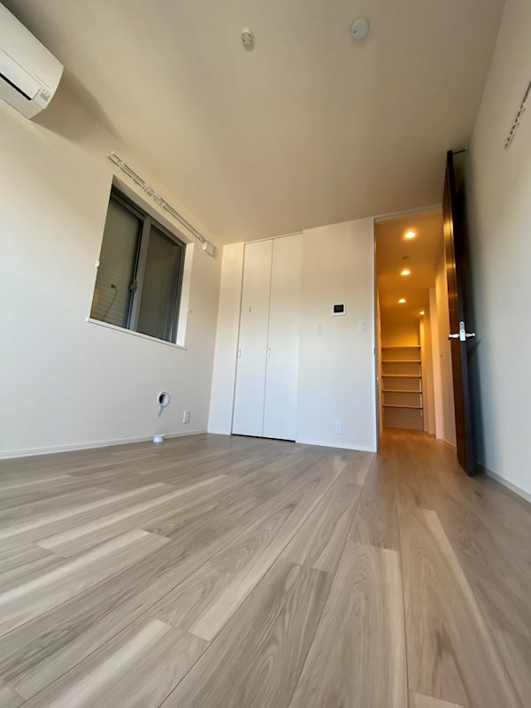 Secure House North ベッドルーム