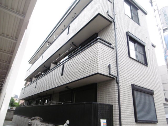 プラッツ  302号室 外観