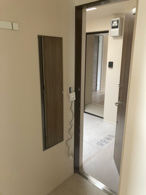 アストールⅡ  玄関