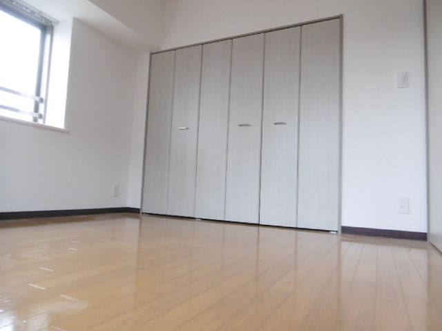 ベッドルーム
