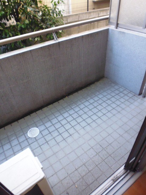 ベルメゾンKAWASAKI ベランダ