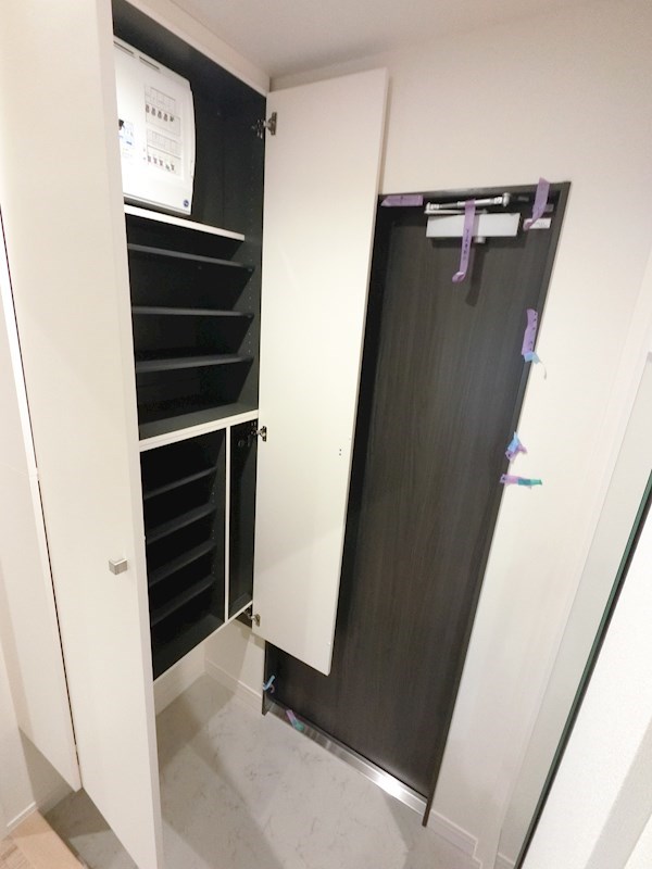 St.Forest　(セント・フォレスト) 玄関