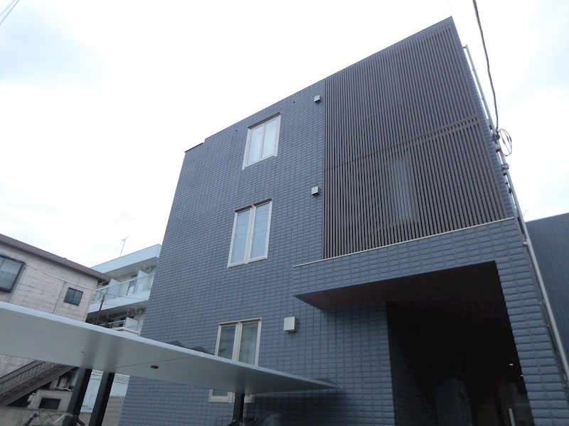 ヴェラーモ 301号室 外観
