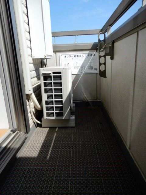 メゾンリヴィエール ベランダ