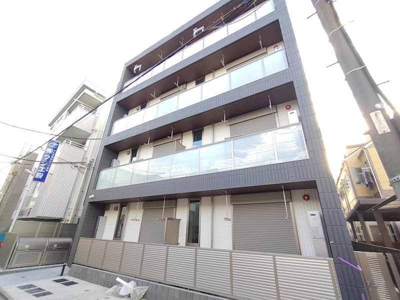 CROSSTONE 203号室 外観