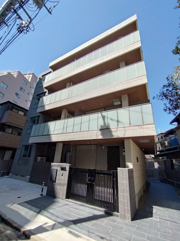 キュロコ横浜鶴見 301号室 外観