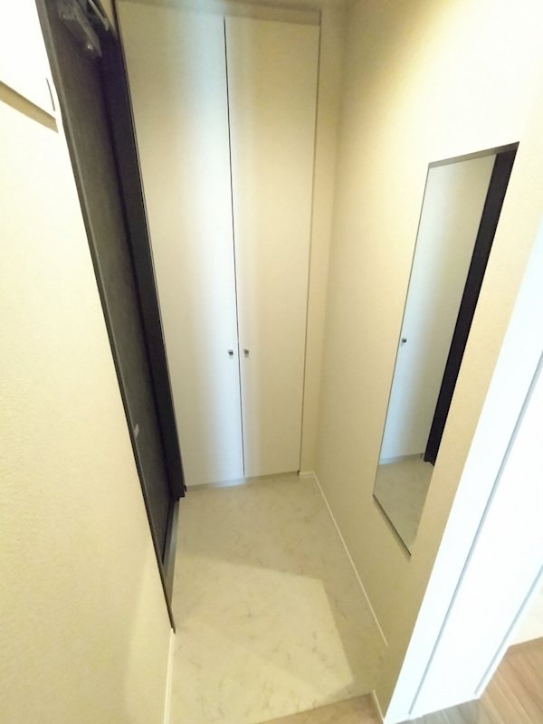 キュロコ横浜鶴見 玄関