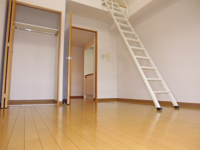 ベッドルーム