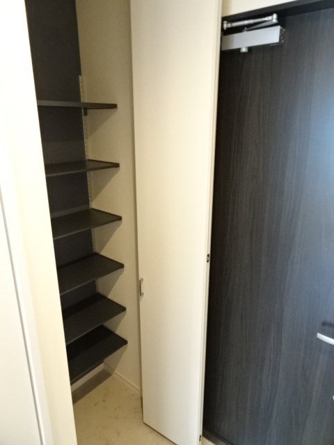 グラン・メゾン　T＆C 玄関