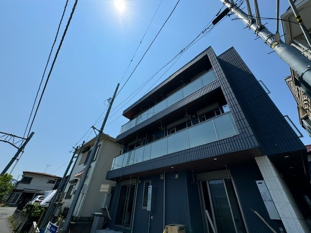 アズールワカバ 101号室 外観