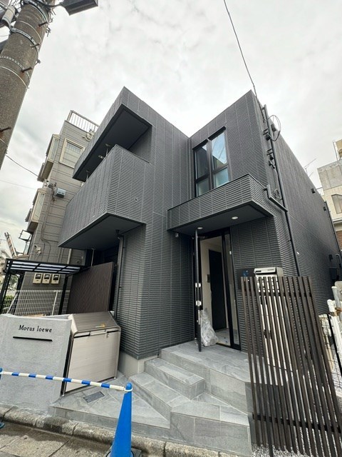 Morus loewe 101号室 外観